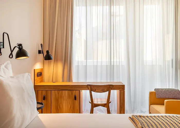 فندق 3hb فارو