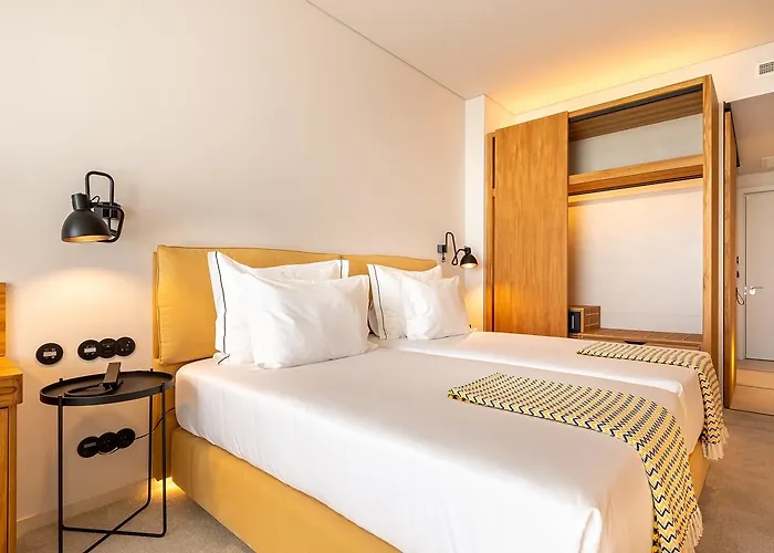 فندق 3hb فارو